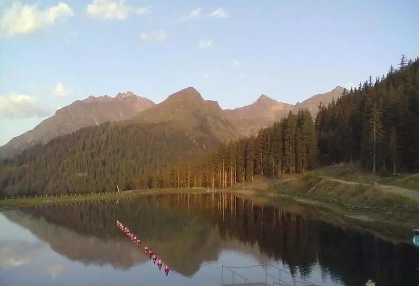 ペンション Haus Leo