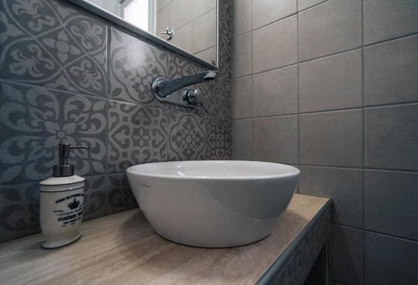 פנסיון Meropi Rooms