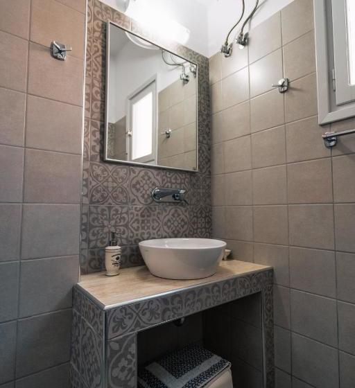 פנסיון Meropi Rooms