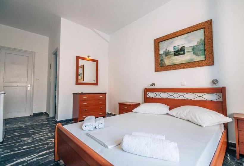 פנסיון Meropi Rooms