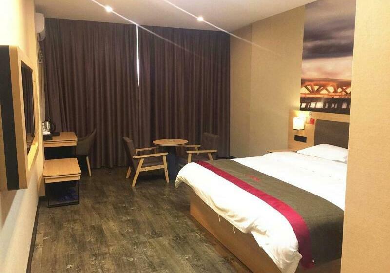 Thank Inn Chain Hotel Guangxi Liuzhou Luzhai County Square