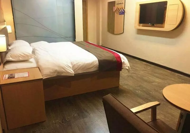 Thank Inn Chain Hotel Guangxi Liuzhou Luzhai County Square
