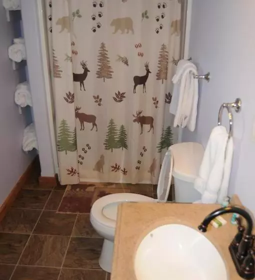 Yellowstone Motel   Adults Only   All Rooms Have Kitchens