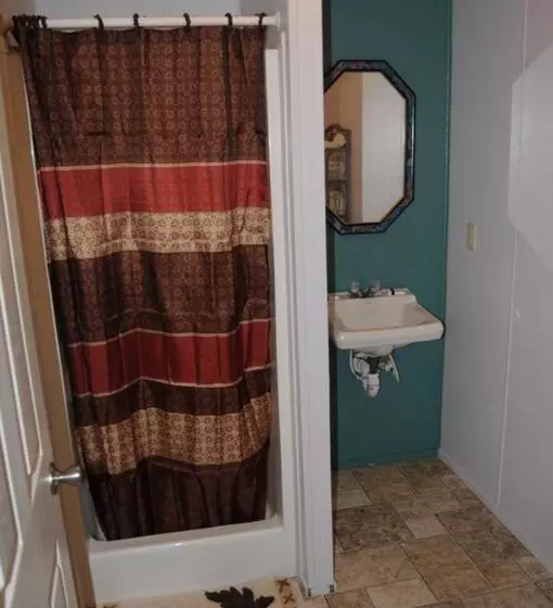 Yellowstone Motel   Adults Only   All Rooms Have Kitchens