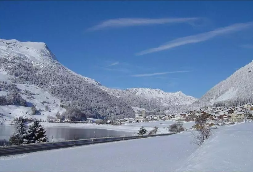 Aamiaismajoitus (B&B) Pension Villa Claudia Augusta