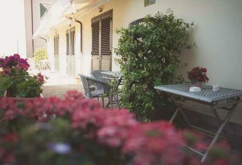 Aamiaismajoitus (B&B) Pian Di Luna