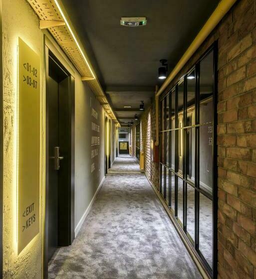 هتل 7 Rooms Suites