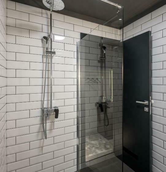 هتل 7 Rooms Suites