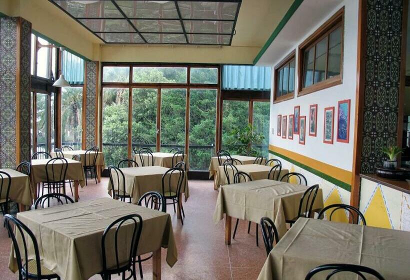 בית מלון כפרי Capo Noli