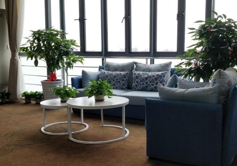 Hotel Greentree Inn Shanghai Jinshan District Wanda Plaza Longhao Road Express