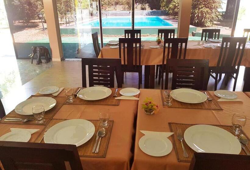 בית מלון כפרי Pahalage Boutique Villas