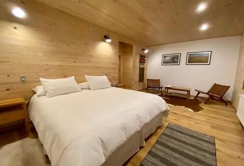 Line Hotel Patagonia
