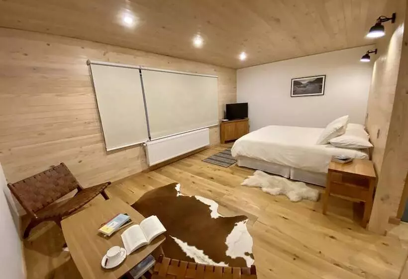 Line Hotel Patagonia