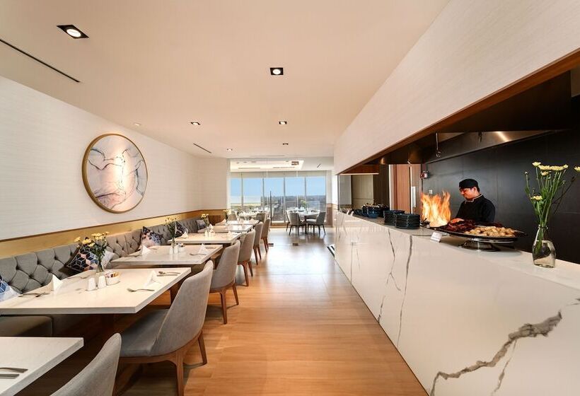 Oakwood Apartments Pik Jakarta