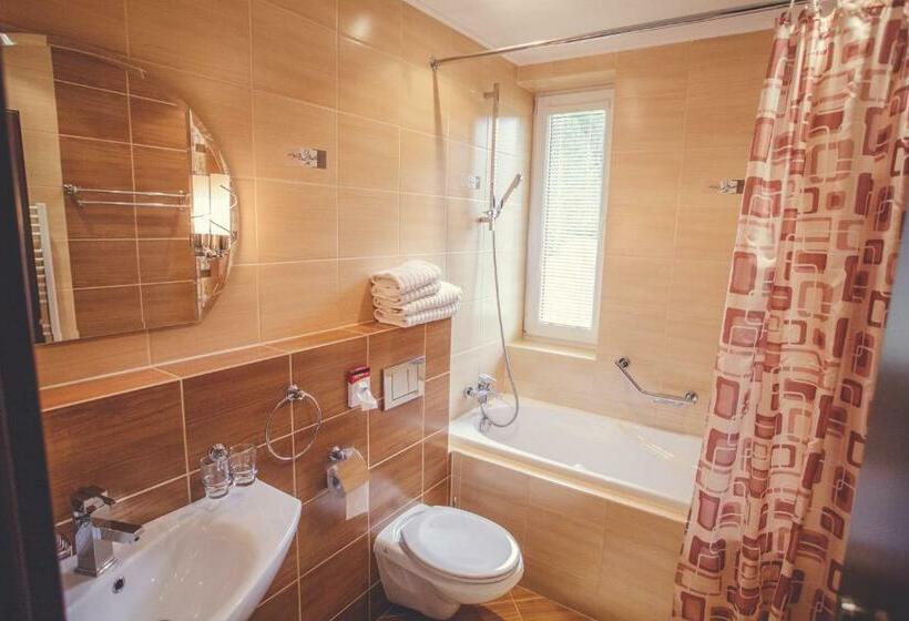 膳宿费 Penzión Kolibrík