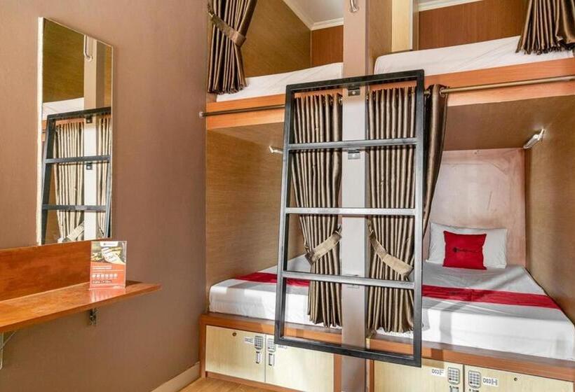 بنسيون Reddoorz Hostel Near Ltc Glodok