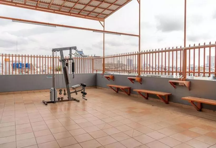 ペンション Reddoorz Hostel Near Ltc Glodok