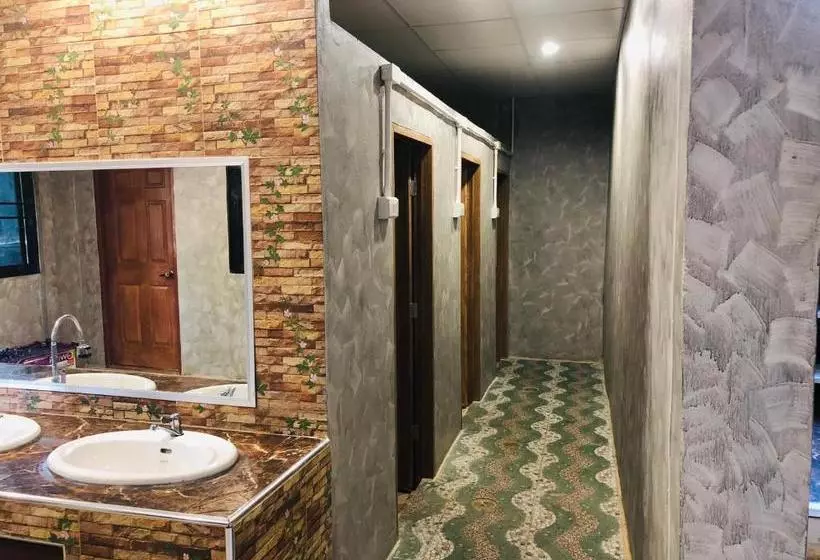 The Best Hostel Koh Payam