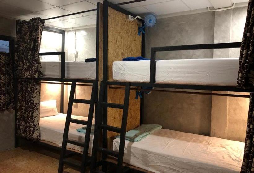 The Best Hostel Koh Payam