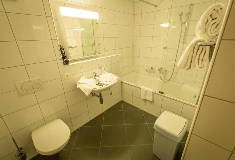 Apart Holidays   Marina Walensee