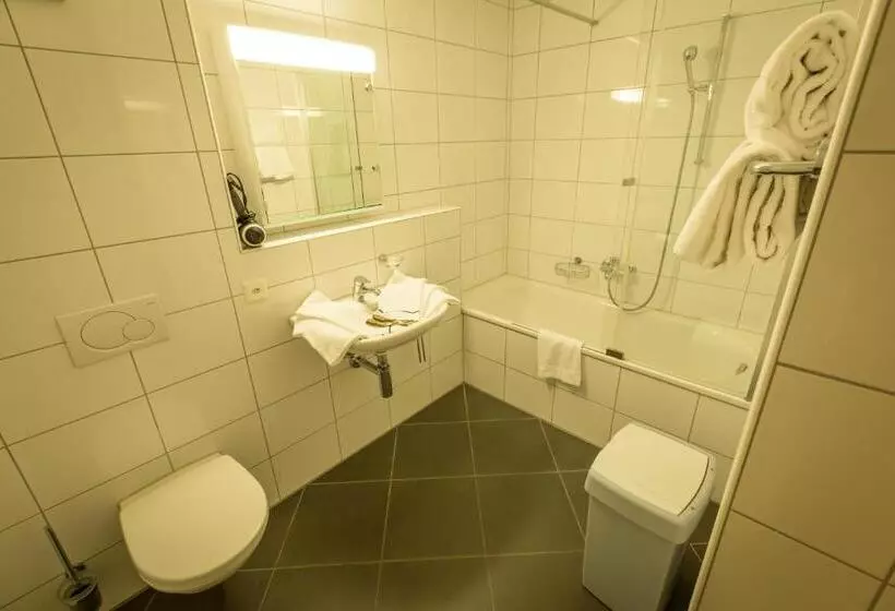 Apart Holidays   Marina Walensee