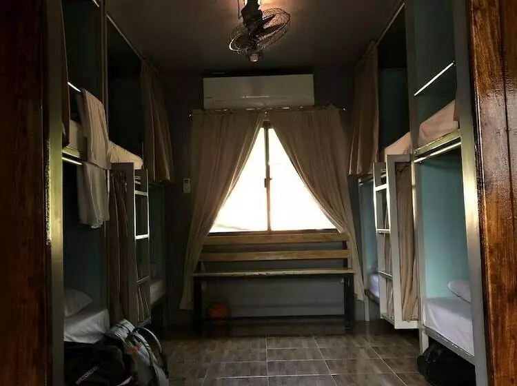 Aqua Hostel