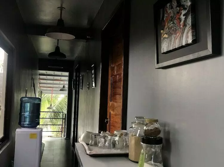 Aqua Hostel
