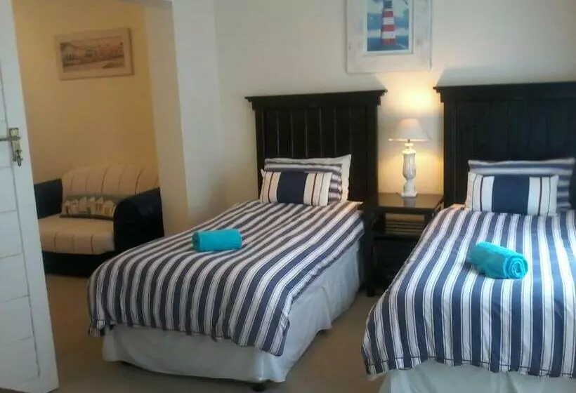 تختخواب و صبحانه 4 Carnoustie House