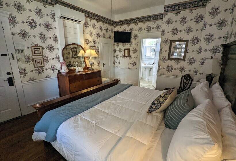 민박 Old Powder House Inn