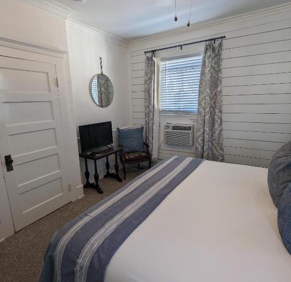 민박 Old Powder House Inn