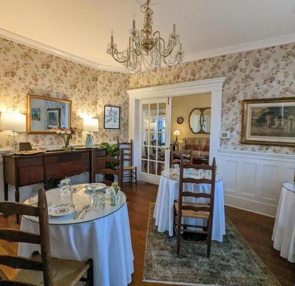 민박 Old Powder House Inn