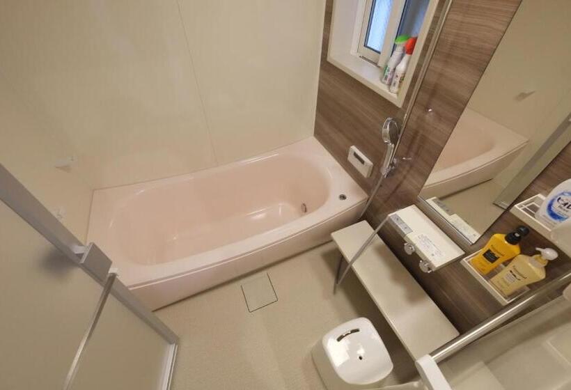 Hotelli Ln05 New Home In Sannomiya With Own Car Park