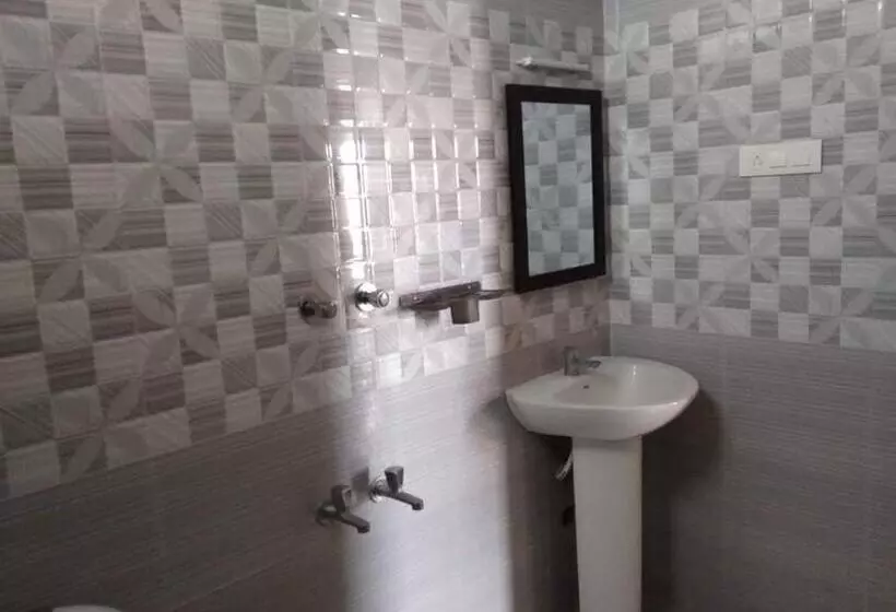 ホテル Sri Murugan Guest House