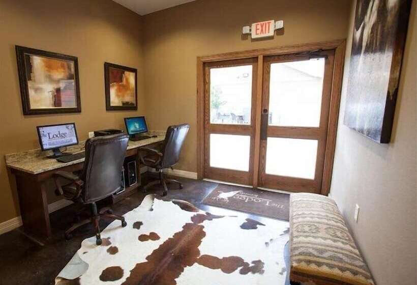 Otel The Lodge At Kenedy