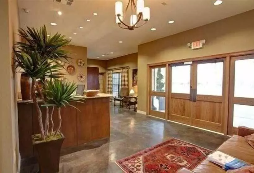 Hotelli The Lodge At Kenedy