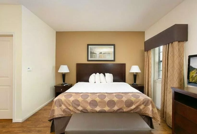 Hotelli The Lodge At Kenedy