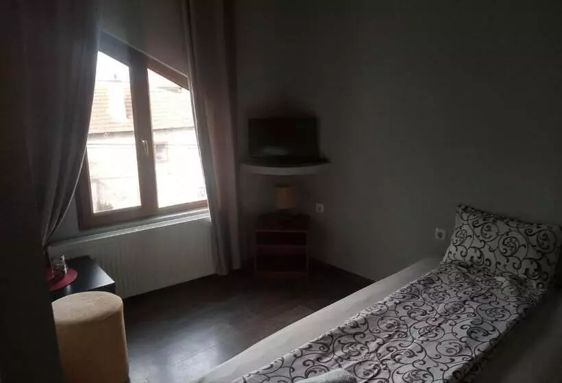 ペンション Dariya Guest House