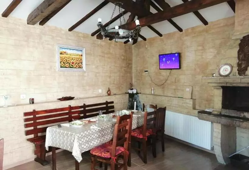 ペンション Dariya Guest House