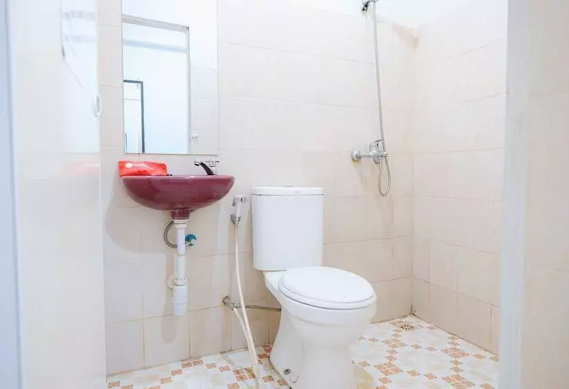 پانسیون Reddoorz Near Tugu Pers Jambi