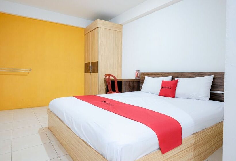 Pensjonat Reddoorz Near Tugu Pers Jambi