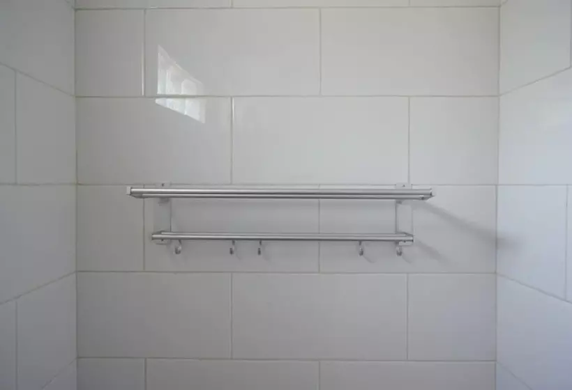 ペンション Reddoorz Syariah Near Alun Alun Tegal