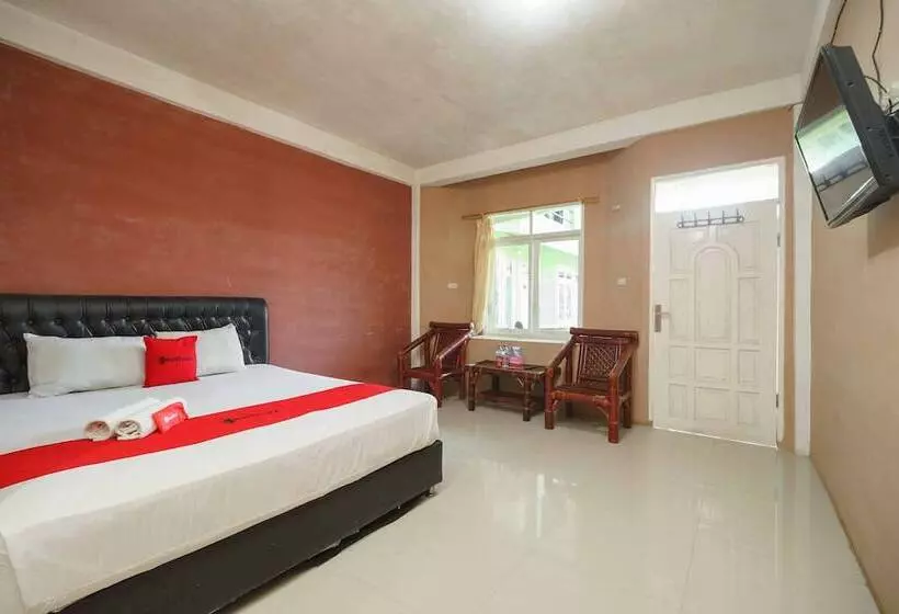 Reddoorz Syariah Hotel Enasti Berastagi