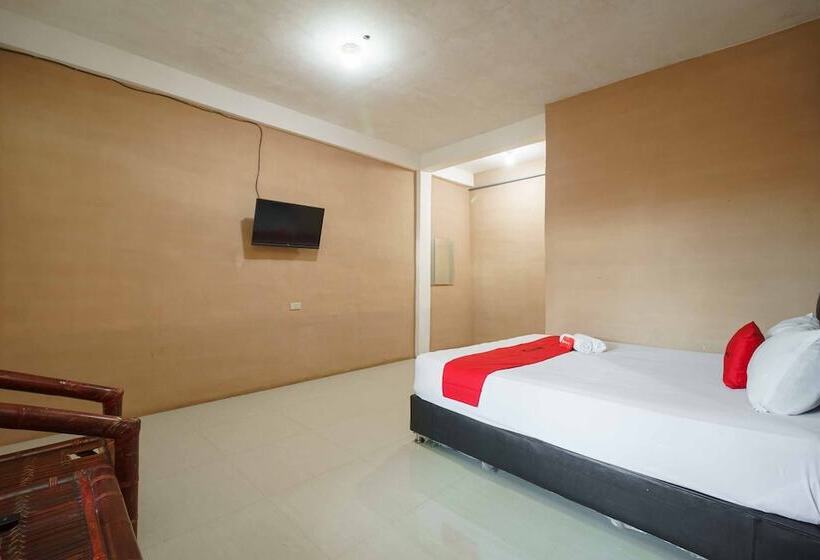 Reddoorz Syariah Hotel Enasti Berastagi