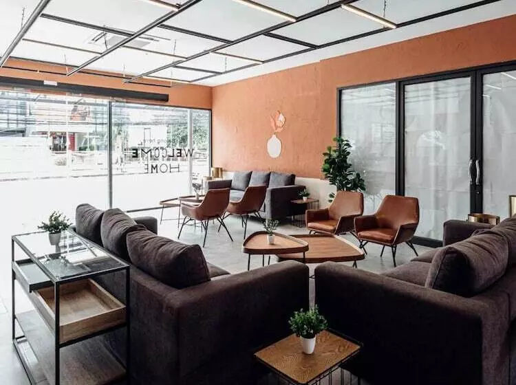 Clay Hotel Udonthani