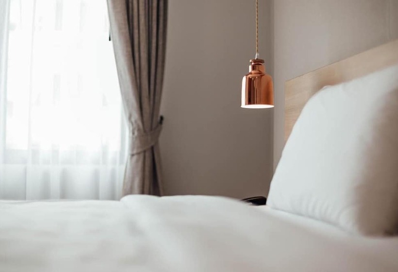 Clay Hotel Udonthani