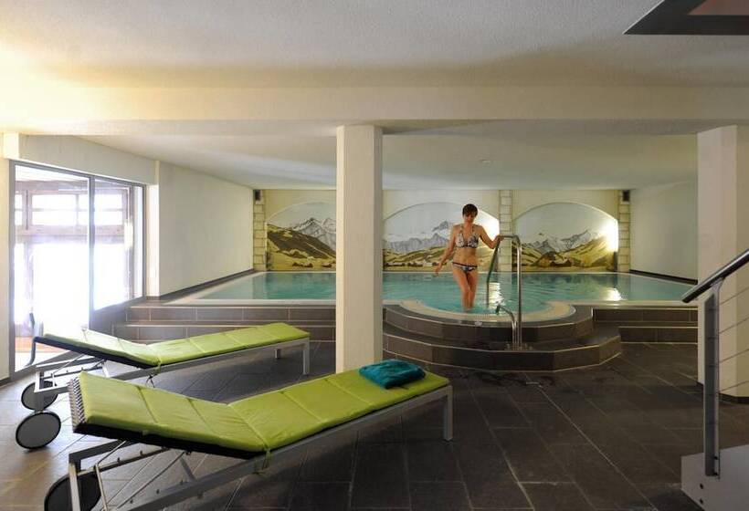 בית מלון כפרי Krone Budget