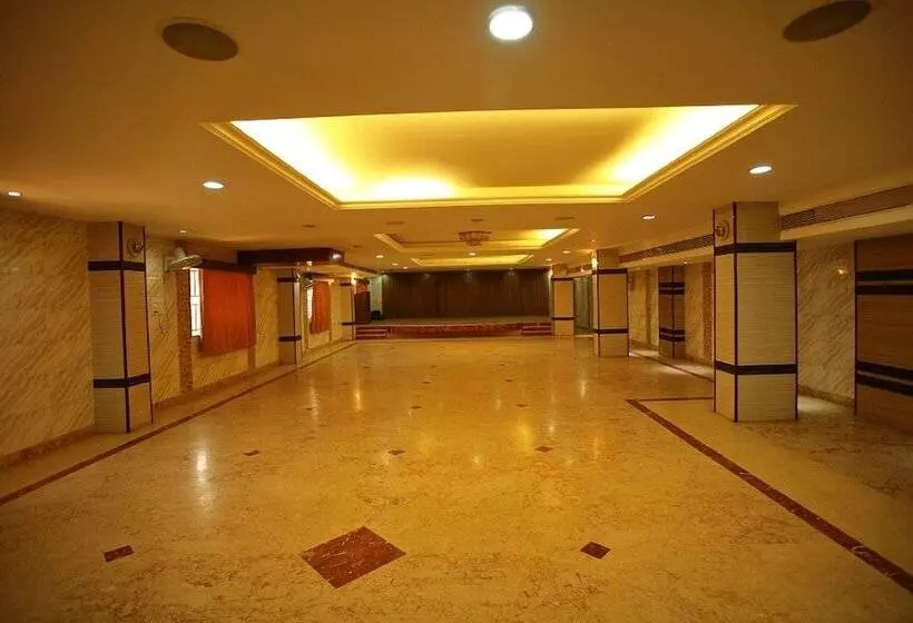 ホテル Shiva Residency