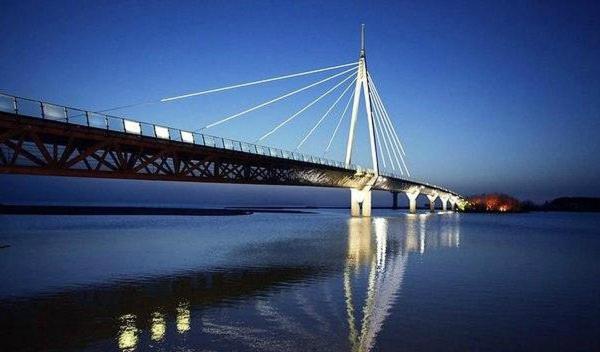 پانسیون Golden House