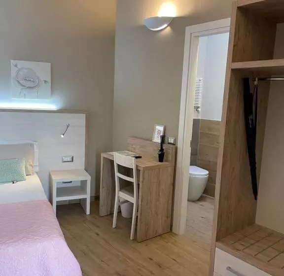 پانسیون La Dimora Di Via Trieste