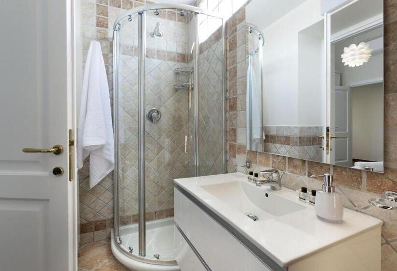 פנסיון Luxury Rooms & Suites